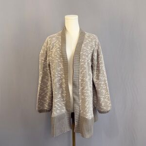 Doe & Rae Light Gray Open-Front Cardigan Perfect For Chilly Days & Cozy Nights